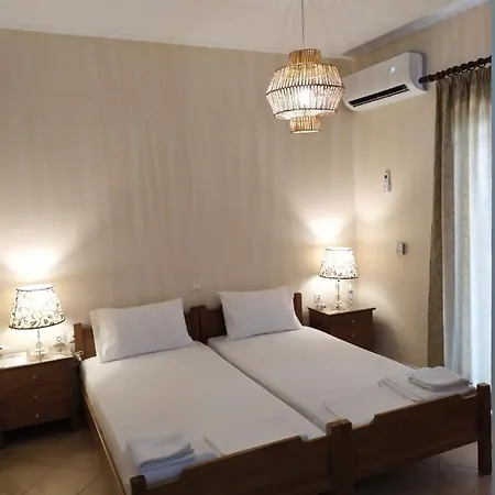 Apartment Katsenos *